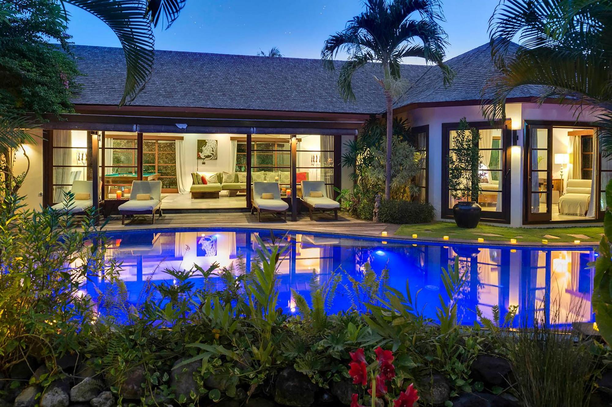 Lataliana Seminyak Villa ภายนอก รูปภาพ