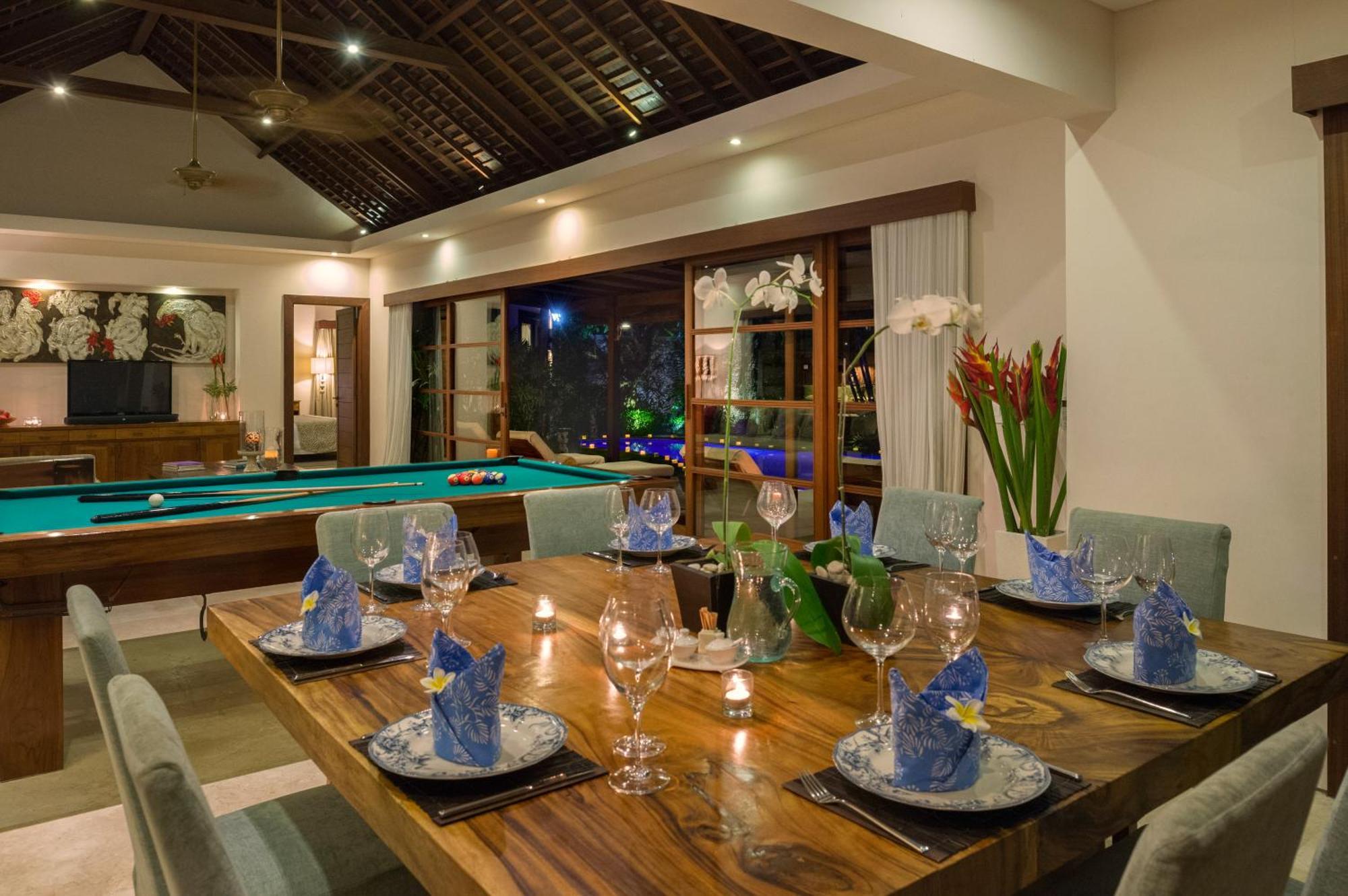 Lataliana Seminyak Villa ภายนอก รูปภาพ