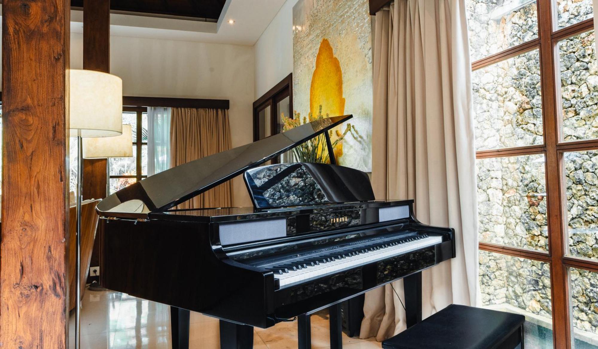 Lataliana Seminyak Villa ภายนอก รูปภาพ